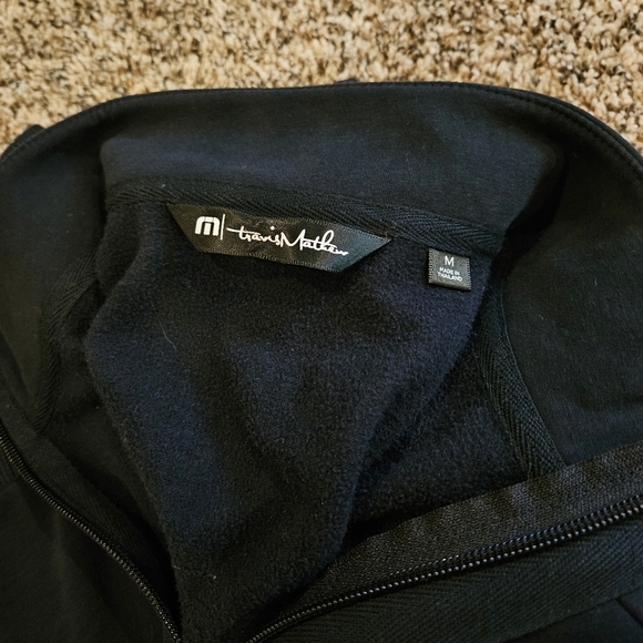 Travis Mathew Sweater Mens Medium Black 1/4 Zip Pullover Golf Lightweight Mock - Picture 4 of 4